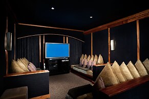 Obsidian Residence Club