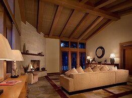 Obsidian Residence Club