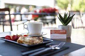 Maxim Boutique Hotel