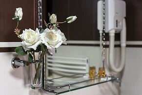 Maxim Boutique Hotel