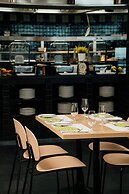 Courtyard by Marriott Prague Airport