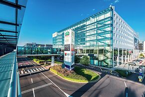 Courtyard by Marriott Prague Airport
