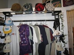 Glacier Gateway Plaza