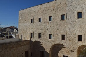 S. Martin Hotel