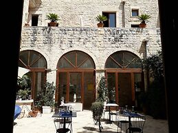 S. Martin Hotel