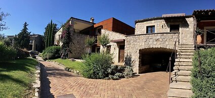 Aquapetra Resort and Spa