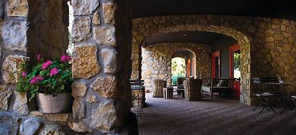 Aquapetra Resort and Spa