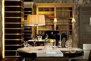 Aquapetra Resort and Spa