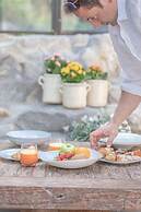 Aquapetra Resort and Spa