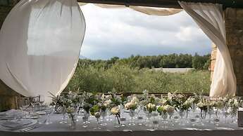 Aquapetra Resort and Spa