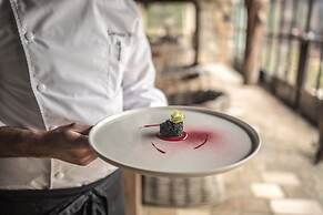 Aquapetra Resort and Spa