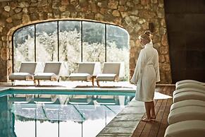 Aquapetra Resort and Spa