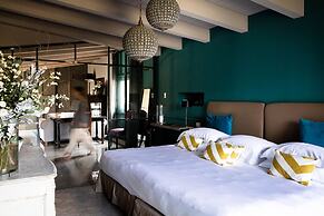 Aquapetra Resort and Spa