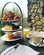 Aquapetra Resort and Spa