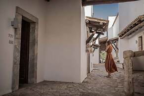 Aquapetra Resort and Spa