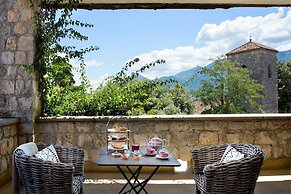 Aquapetra Resort and Spa