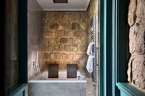 Aquapetra Resort and Spa