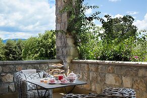 Aquapetra Resort and Spa