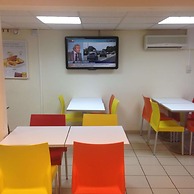 Premiere Classe Niort Est - La Crèche