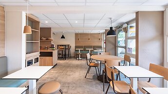 Premiere Classe Niort Est - La Crèche
