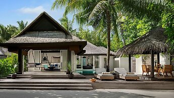 Naladhu Private Island Maldives