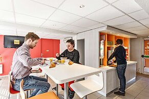 Premiere Classe Besancon - Ecole Valentin