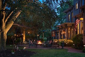 Sutherland House Victorian Bed & Breakfast