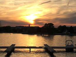 Sutherland House Victorian Bed & Breakfast