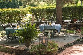 Sutherland House Victorian Bed & Breakfast