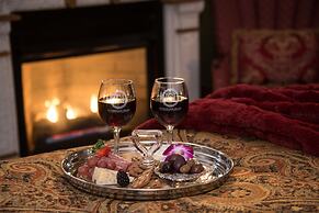 Sutherland House Victorian Bed & Breakfast