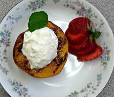 Sutherland House Victorian Bed & Breakfast