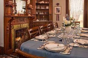 Sutherland House Victorian Bed & Breakfast