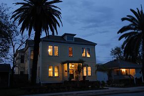 Coastal Dreams Bed & Breakfast