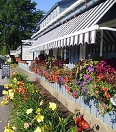 Wildcat Inn & Tavern