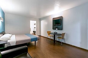 Motel 6-Missoula, MT - University