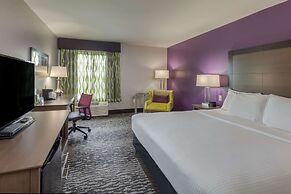 La Quinta Inn & Suites by Wyndham Visalia/Sequoia Gateway