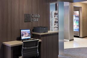 Courtyard by Marriott Santa Clarita Valencia