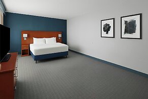 Courtyard by Marriott Santa Clarita Valencia
