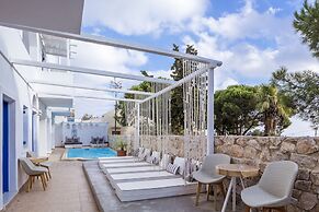 Loizos Stylish Residences