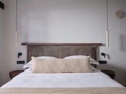 Loizos Stylish Residences