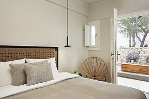 Loizos Stylish Residences