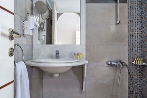 Loizos Stylish Residences