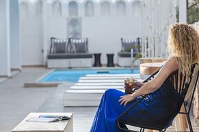 Loizos Stylish Residences