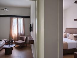 Loizos Stylish Residences