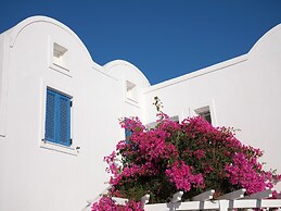 Loizos Stylish Residences