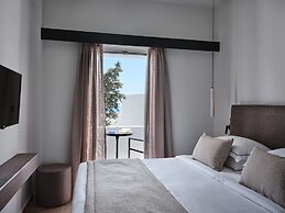 Loizos Stylish Residences