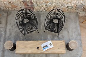 Loizos Stylish Residences