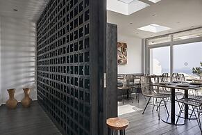 Loizos Stylish Residences