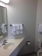 Motel 6 Montgomery, AL - Airport