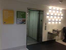 Motel 6 Montgomery, AL - Airport